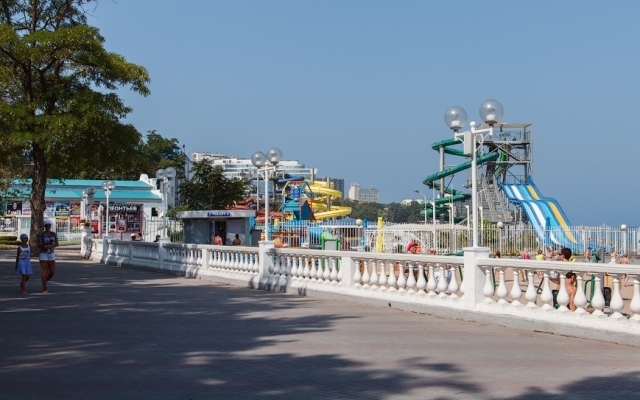 Azariya Hotel