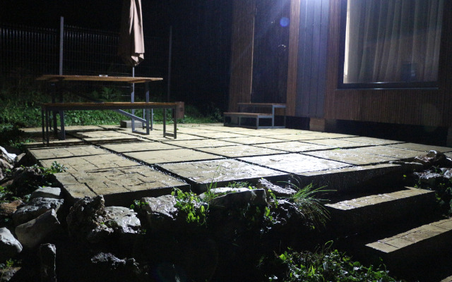 NB Glamping