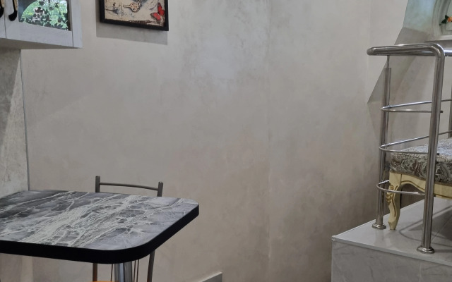 Na Sobornoy м Tsvetnike Flat