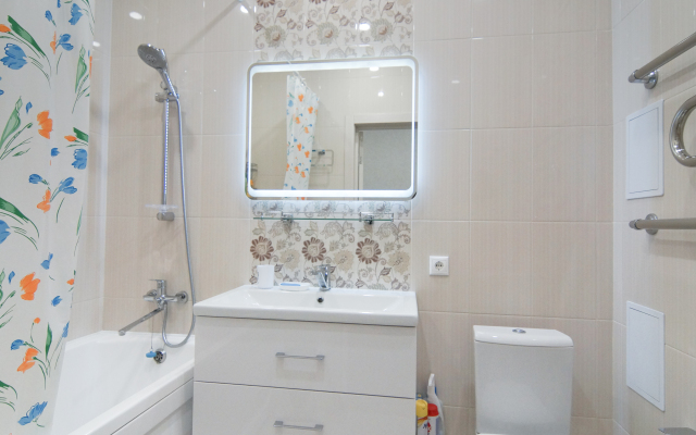 Studiya V ZhK Pyat' Zvezd Flat