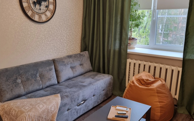 Na Bogdanovicha 6 Flat