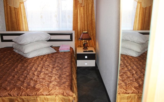Zarechenskiy Cottage Guest House