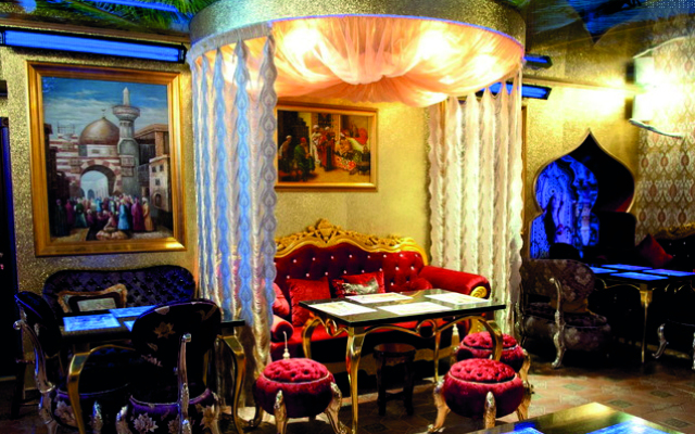 Motsart Hotel