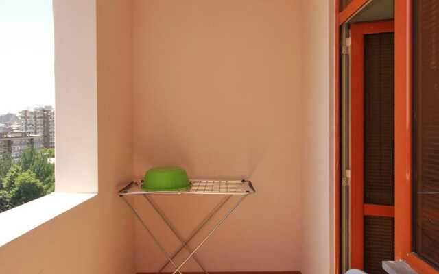 RentInnYerevan Pavstos Buzand 13 Apartments