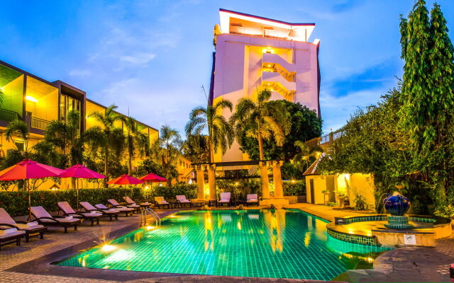 Отель Lantana Pattaya