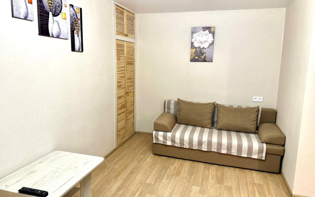 Odnushka Na ploschadi Gorykogo Apartments