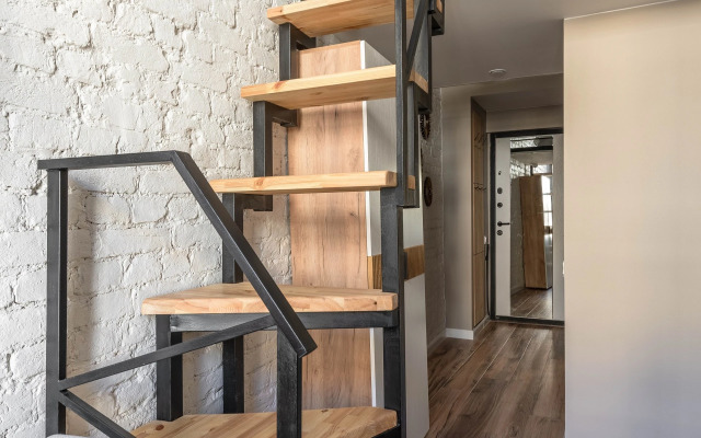 Квартира с Новым Ремонтом в Центре Города