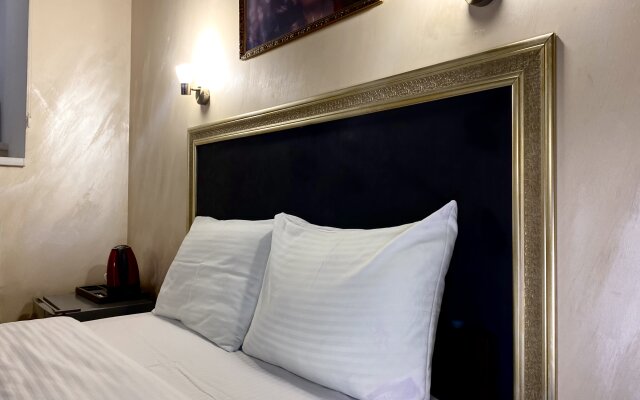 Uyut Na Tsvetnom Bulvare Mini-hotel