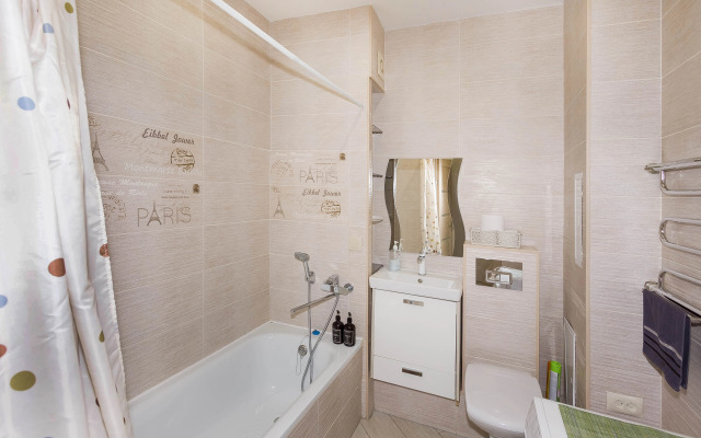 Квартира на Ставровской 1