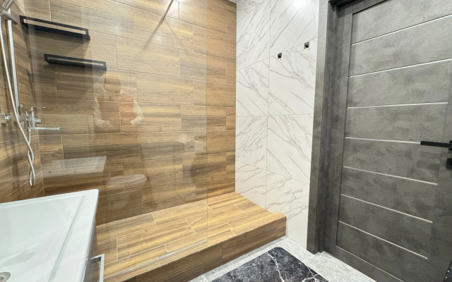 V Tsentre Goroda A2 Apart Flat