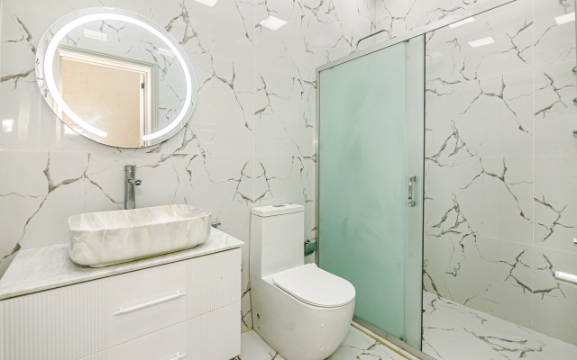 Luxury White in Nizami Street Apartments