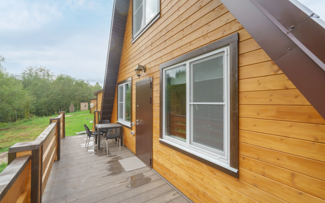 Частный дом Семейный афрейм с баней и бассейном у реки