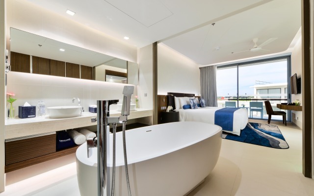 Dream Phuket Hotel and Spa
