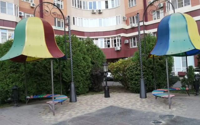 Prestizh near park Galitskogo Apartments