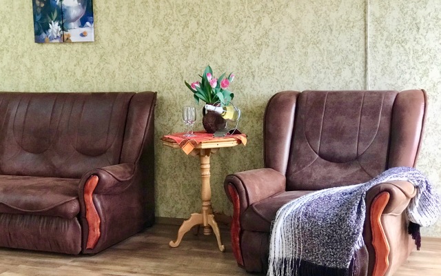 Na Ploschadi Zaharova Guest House