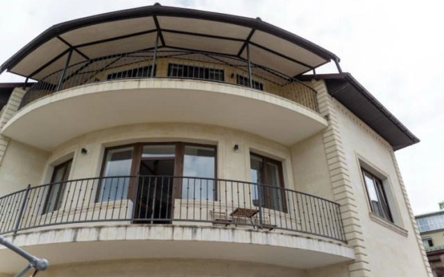 Paradis Guest House