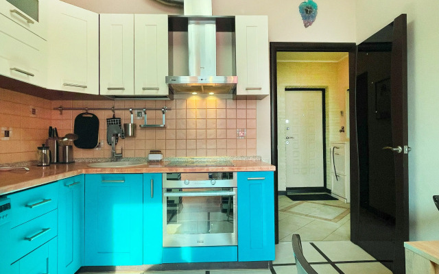 Dvukhkomnatnaya U Metro Akademicheskaya Flat