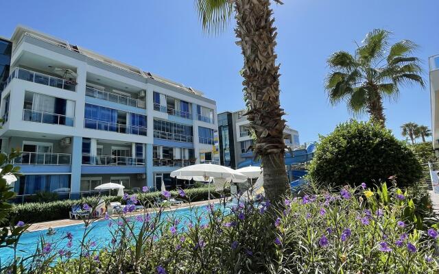 Apartaments y Morya 320 m s Balconom