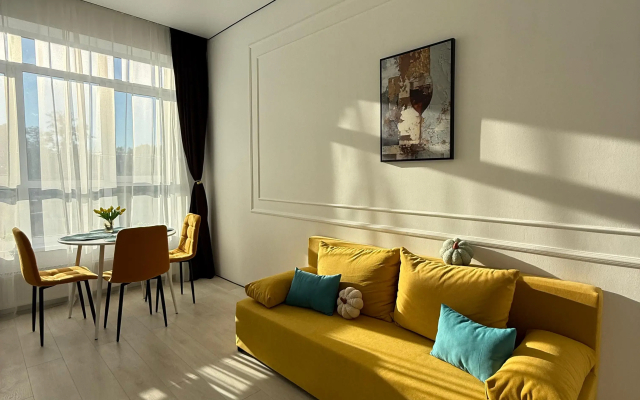 Апартаменты в Тихом Спальном Районе