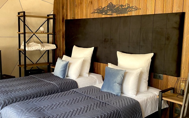 Glamping Moon Glamp