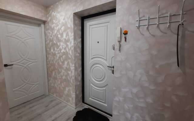 Khoroshaya 2k Kvartira V Samom Tsentre Apartments