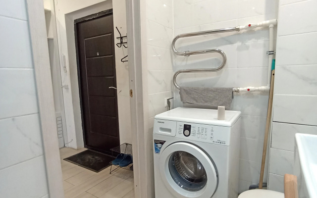 Апартаменты в 203 микрорайоне 25