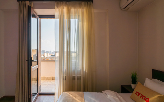 KeyGo #0092, 1 Bedroom, Near National Gallery Apartments