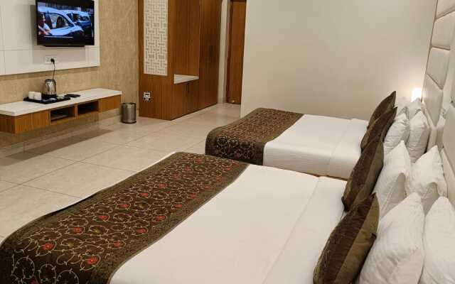 Savitri Resorts Pushkar Hotel