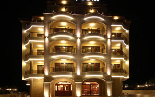 AquaView Hotel