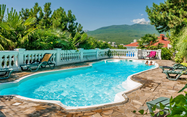 Bon Maison  Boutique Hotel