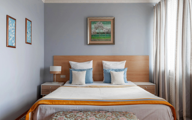PoliArt Hotel