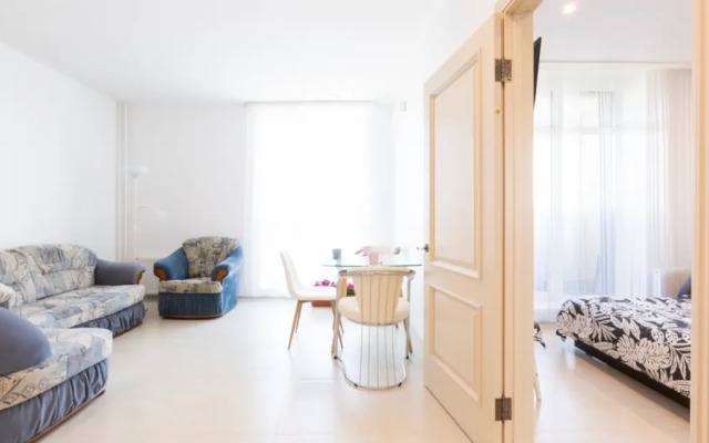 64 V Zhk Otrada Apartments