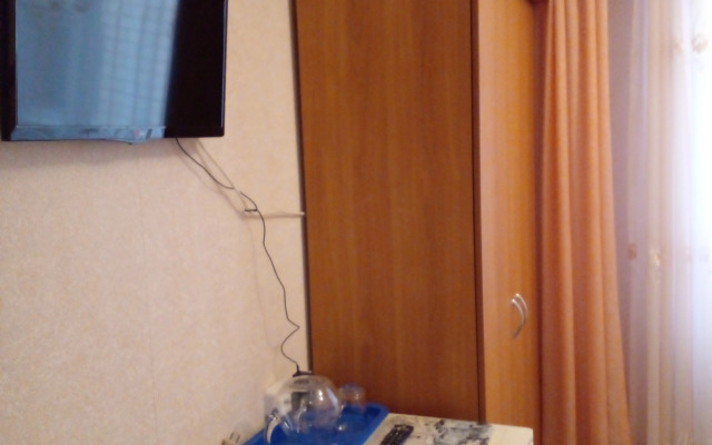 Yuzhny Ray Guest House