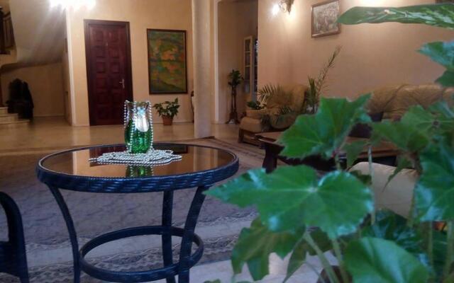 Nitsa Hotel