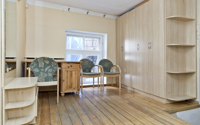 Arsenal Apartments