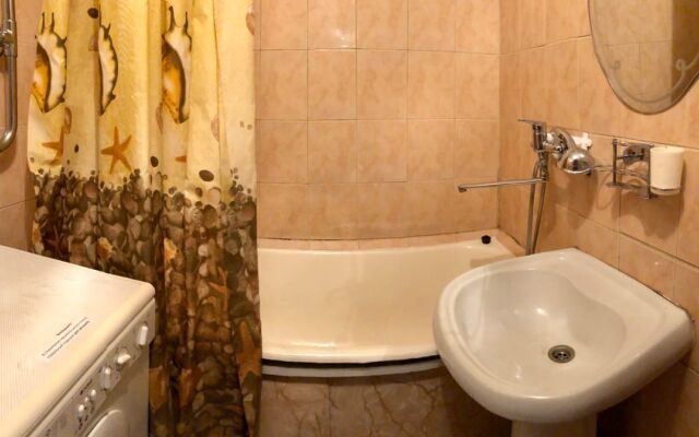 Квартира на Конституции Ссср 23