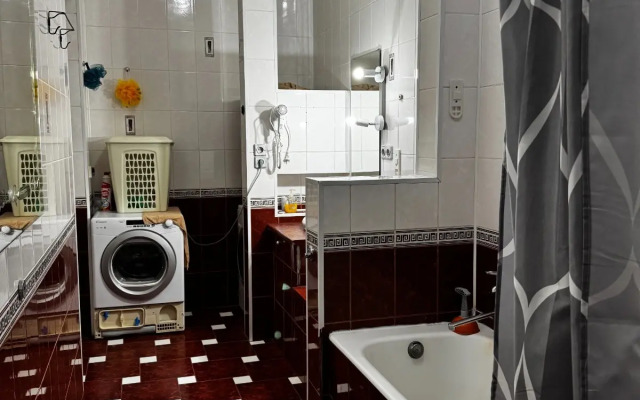 Апартаменты Студия с общими удобствами на 2й Советской