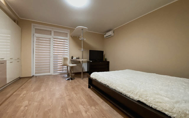 Green Fox na ulitse Naberezhnaya Privolzhskogo Zatona 20G Apartments