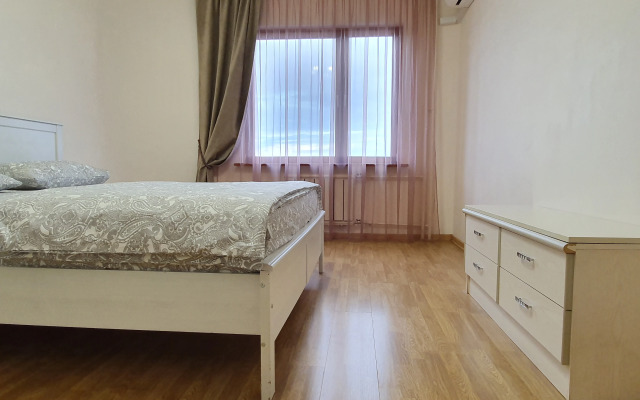 2kh-Komnatnye Sinyaya Ptitsa Apartment