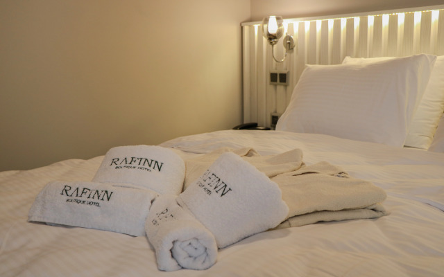 Rafinn Hotel
