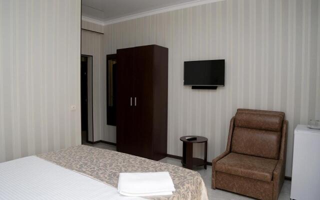 Elida Guest House