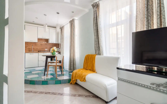 Studiya vo vnutrennem dvorike Baumana Flat