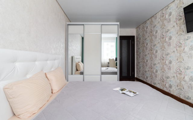 Tikhiy 4 Flat