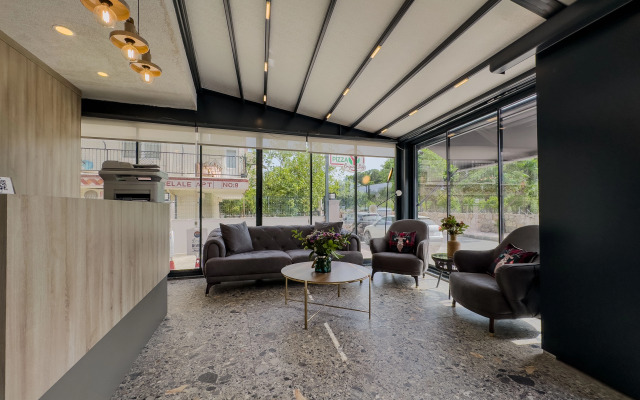 Leaf River Suites