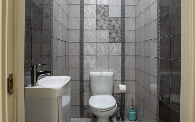 Suite S Dvumya spalnyami V Zhk Dinastiya Apartment