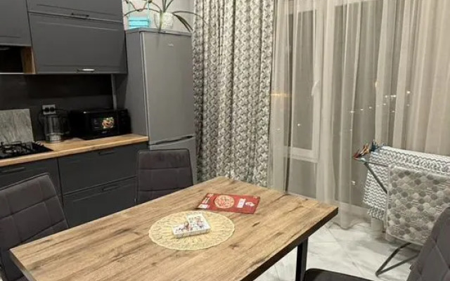 Квартира на Газпромной 15К6