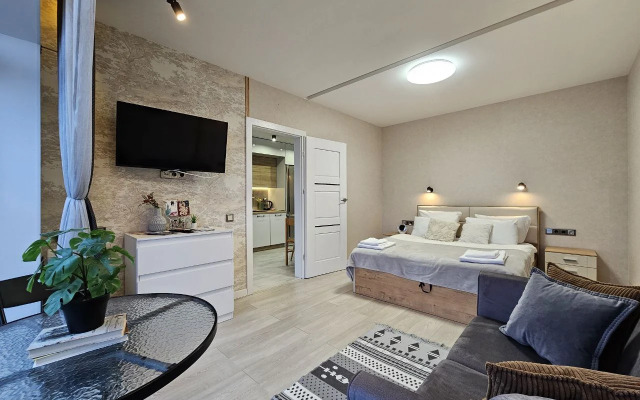 Квартира лофт над елями