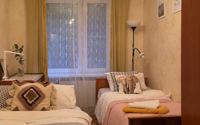 Na Akademika Baykova Ulitsa 17/2 Flat