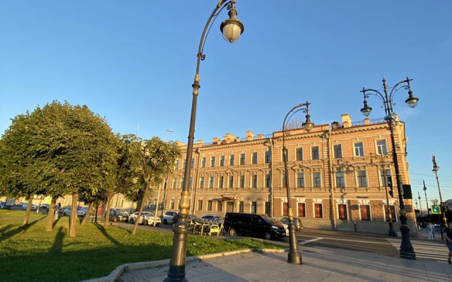 Апартаменты ApartH Deluxe c видом на Неву и город