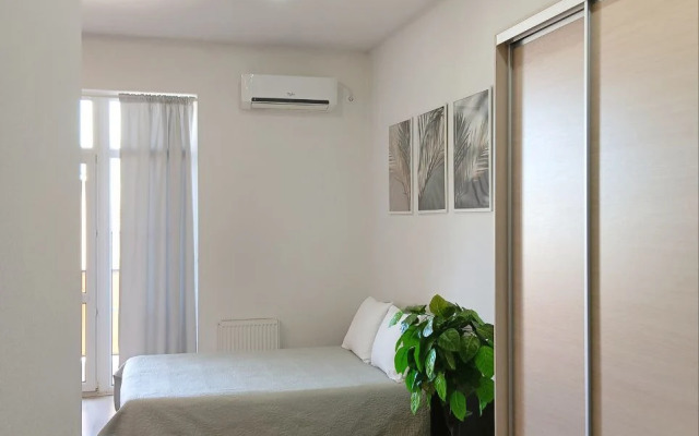 Studiya na mansarde v Nemetskoy derevne ryadom s ozerom Flat